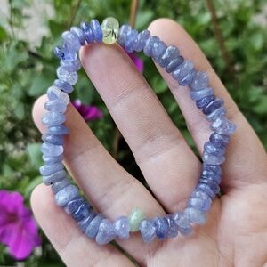 tanzanite chips bracelet